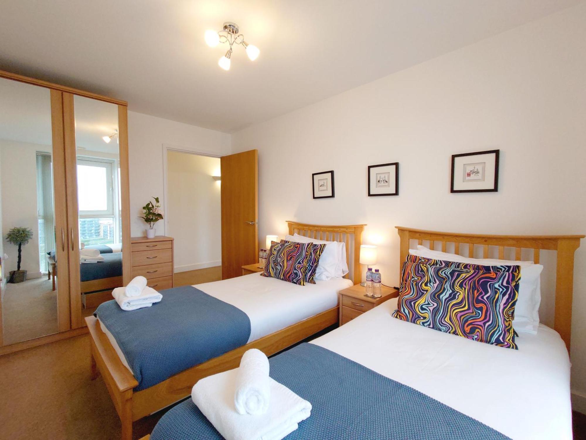London Excel Stays - Three Bed Serviced Apartment Εξωτερικό φωτογραφία