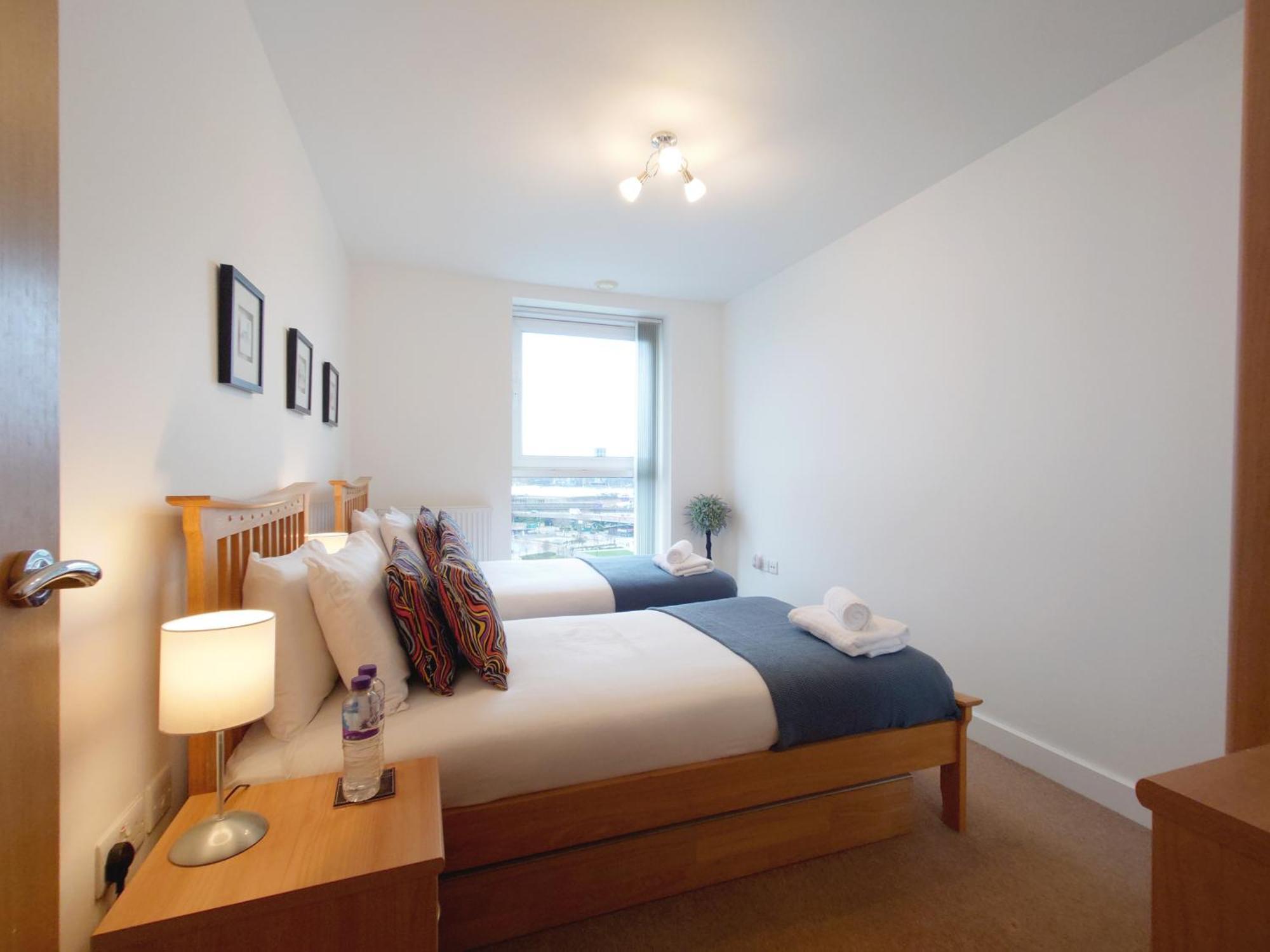 London Excel Stays - Three Bed Serviced Apartment Εξωτερικό φωτογραφία